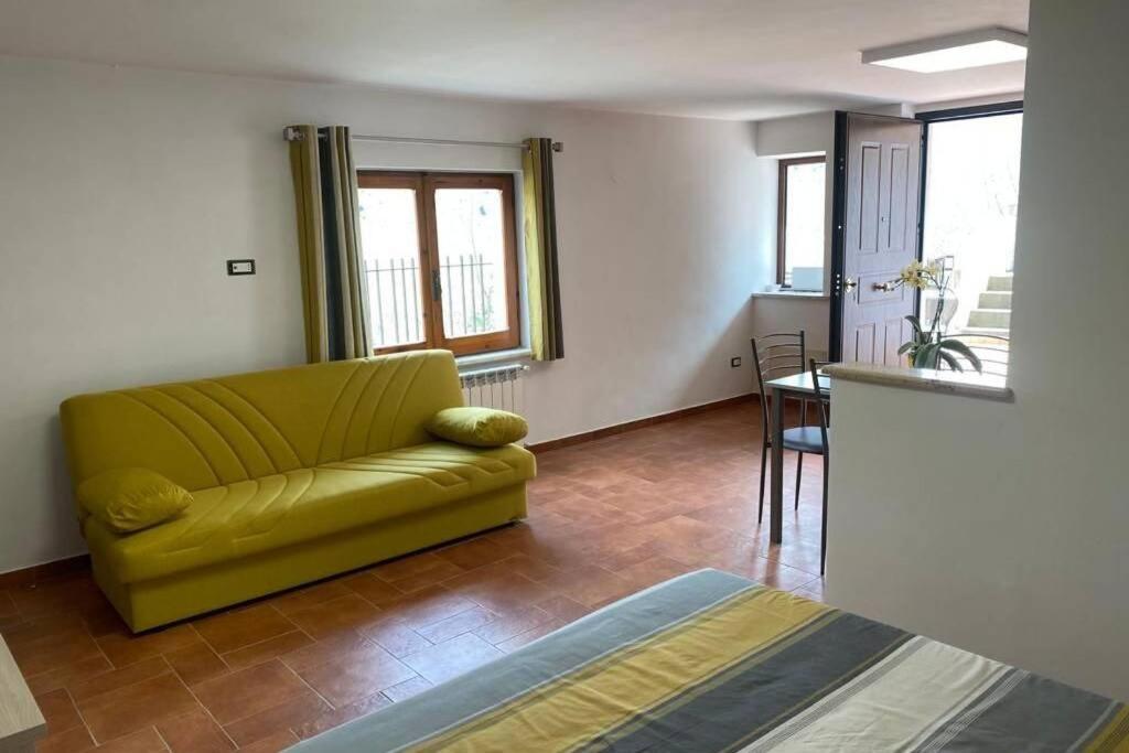 Alloggio A Via Impero Apartment Lenola Exterior photo